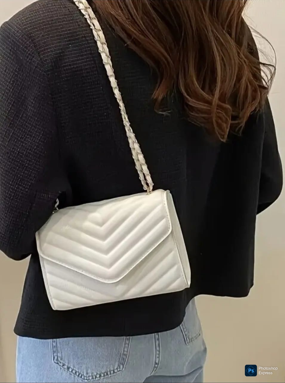 Sac Bandoulière Matelassé "Chevron"  à Chaîne Dorée - Aperçu 4