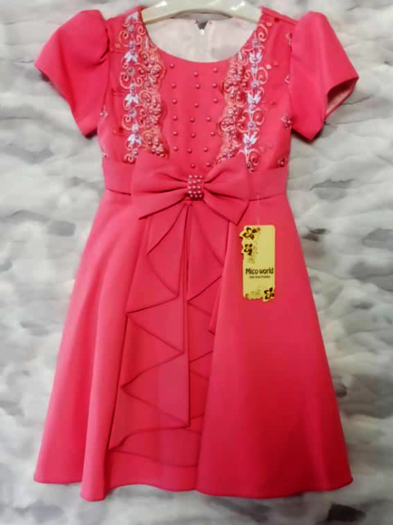 Robe rose élégante pour fille avec nœud et dentelle - Aperçu 3
