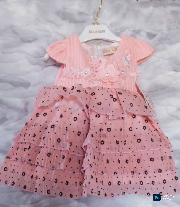 Robe de Fête Rose à Volants Rose à Volants et Fleurs en Mousseline - Aperçu 2