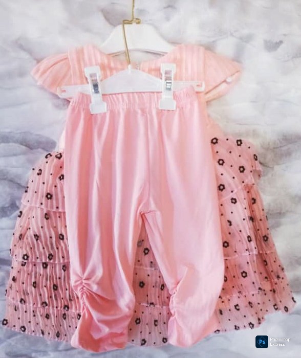 Robe de Fête Rose à Volants Rose à Volants et Fleurs en Mousseline - Aperçu 3