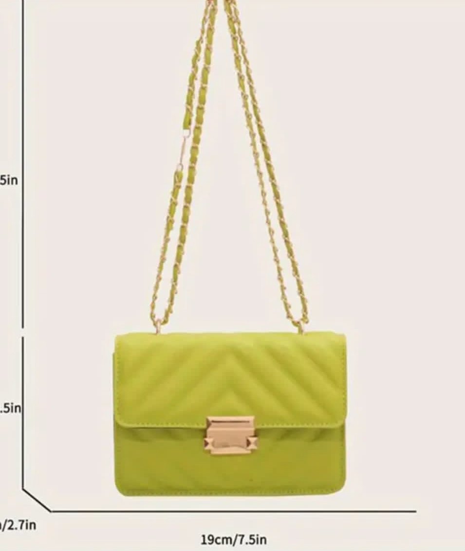 Sac Bandoulière Matelassé à Chaîne Dorée - Image 1