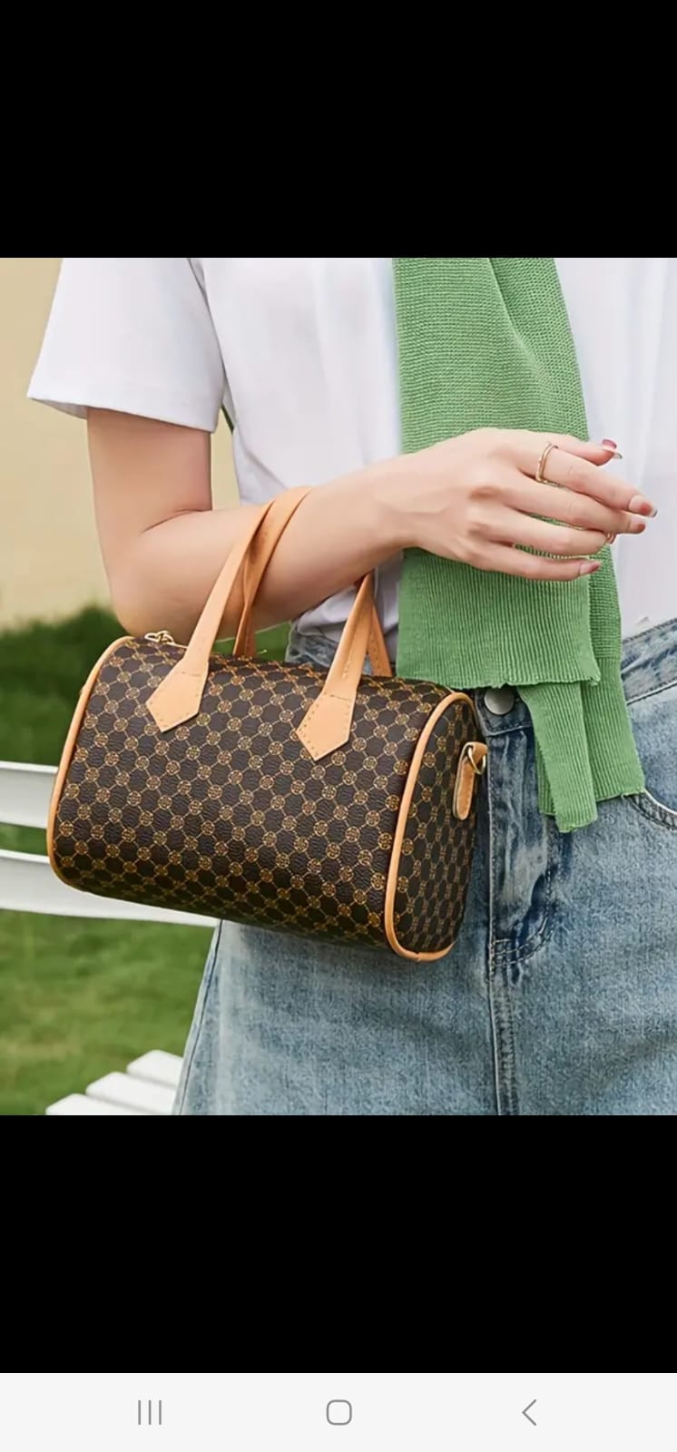 Mini Sac Bowling a motif Monogramme Bicolore - Aperçu 4